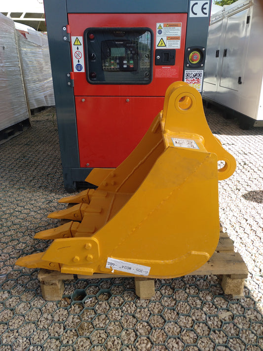 Balde para Escavadora GIYI 670 mm | 3–5 Ton | Novo 2026