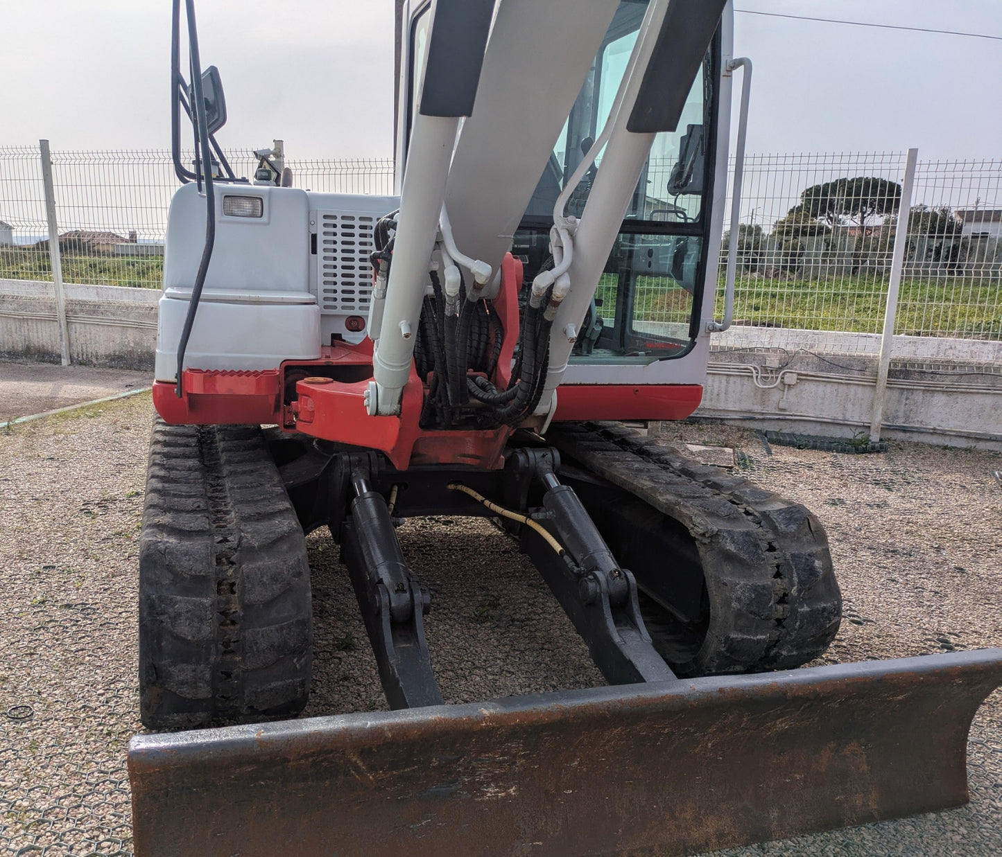 Escavadora TAKEUCHI TB175 de 7.945 kg