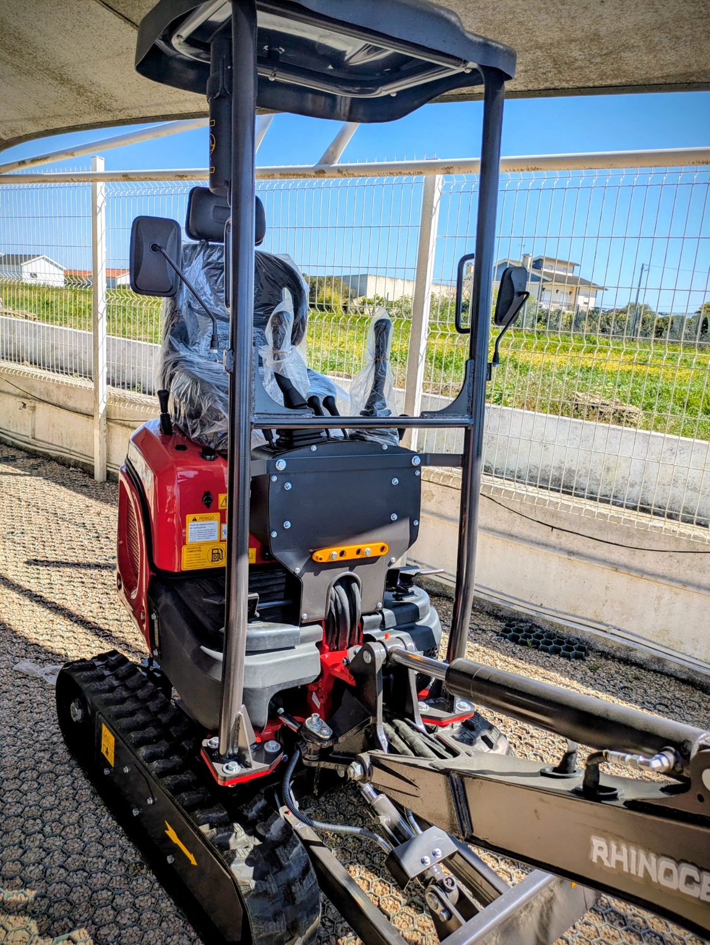 Mini Escavadora XN12-8 com 3 balde e engate rapido