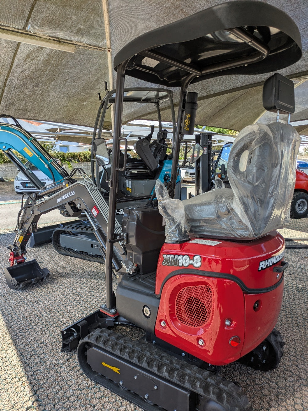 Mini Escavadora XN10-8 com 3 balde e engate rapido