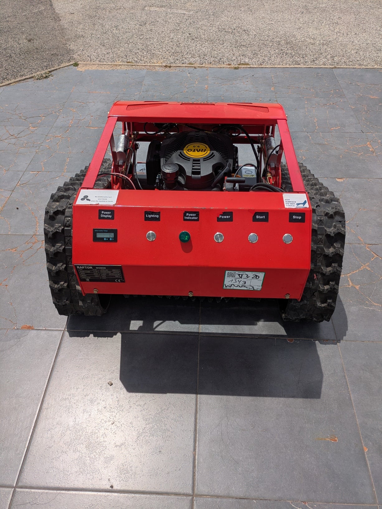 Desmatadores / Roçadoras Telecomandado Raptor VT900 de Lagartas – Novo