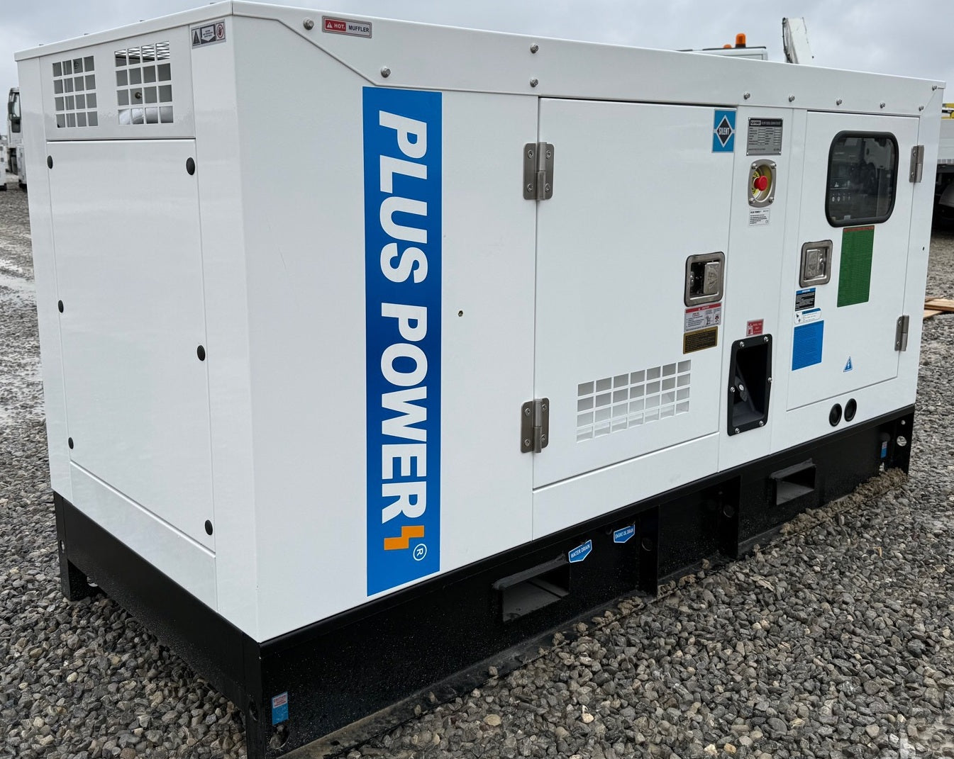 Gerador Diesel Plus Power GF2-50 40 kW / 50 kVA Trifásico Insonorizado | Novo